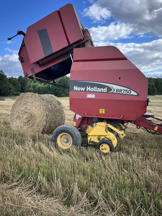 Prasa pasowa New Holland br 750