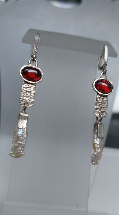 Серебряные серьги с натуральным жемчугом