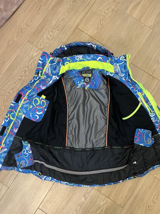 Лижна жіноча куртка м