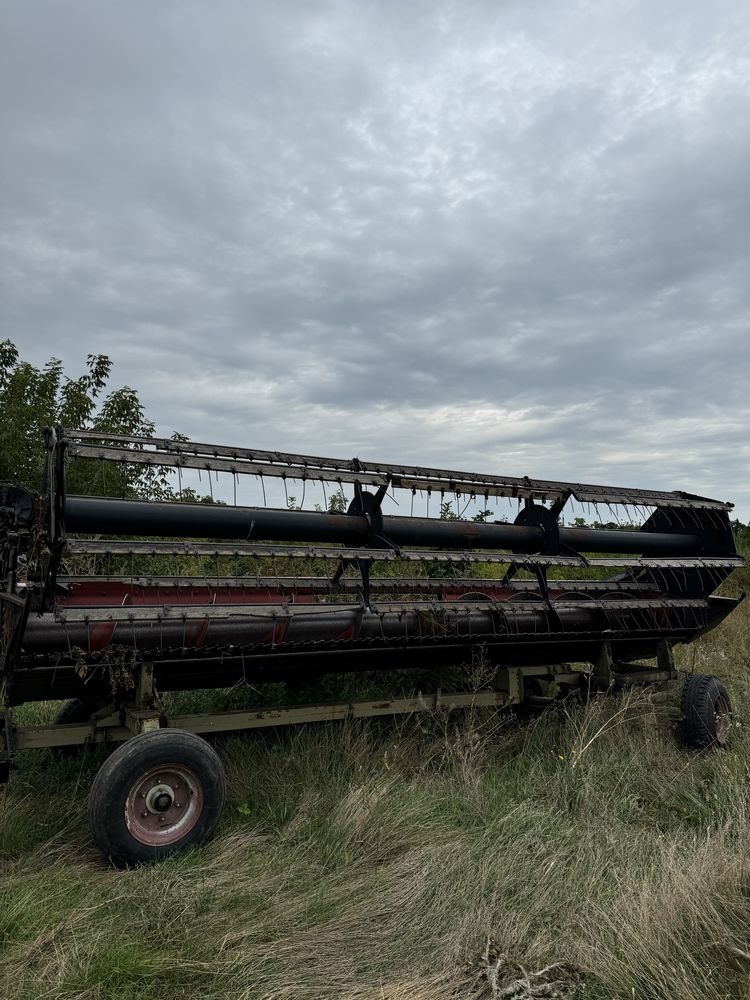 Комбайн Case 2166