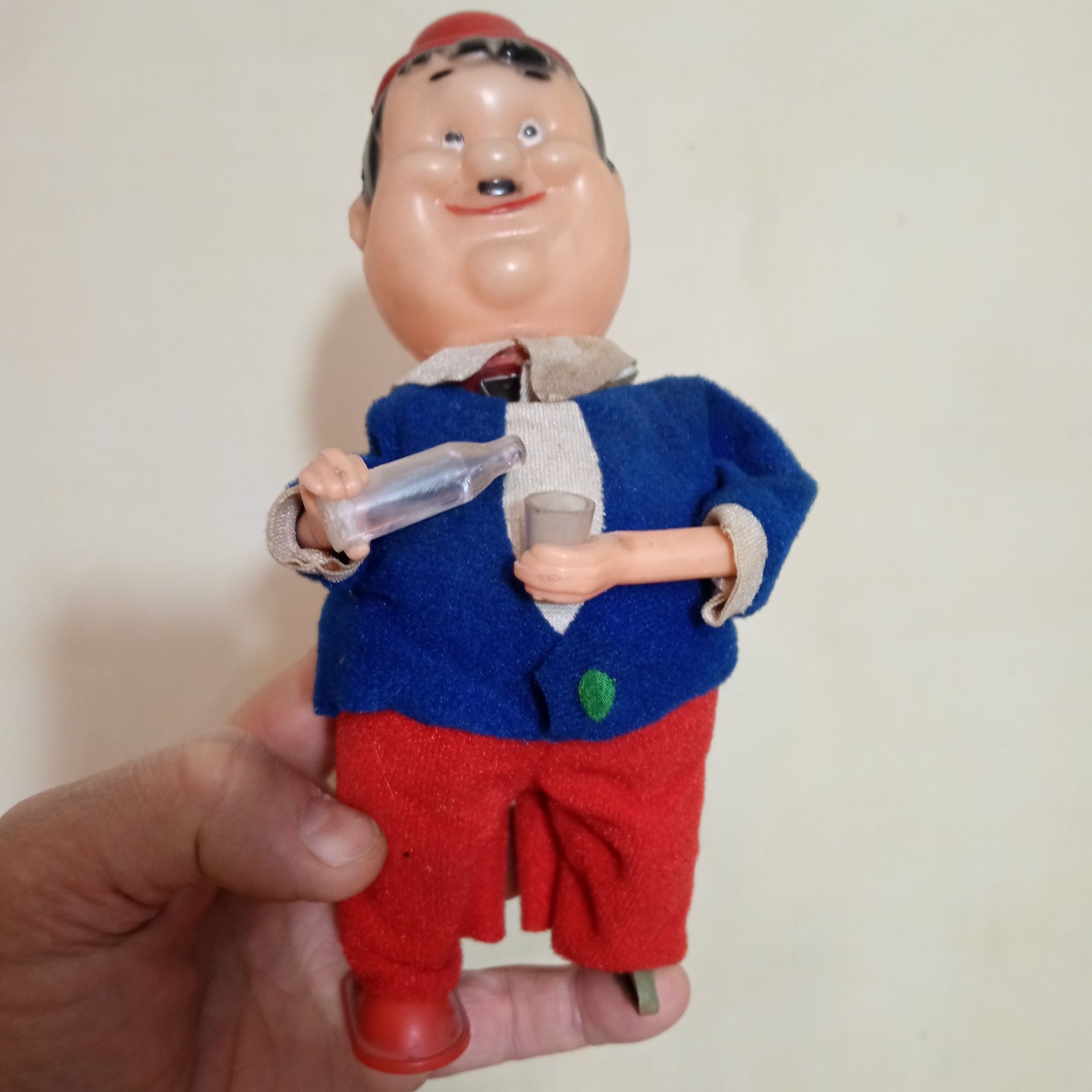 Заводная игрушка прошлый век