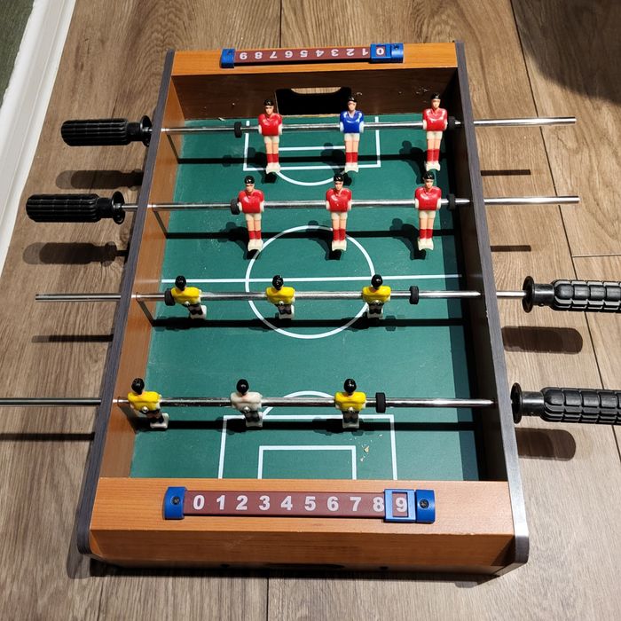Gra piłkarzyki stołowe
