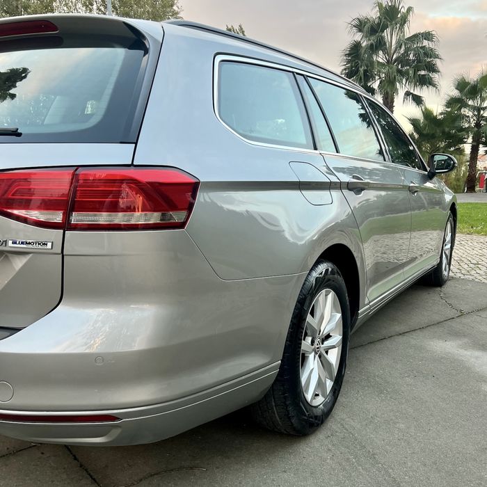 VW Passat 2.0 TDi 150cv Nacional DESDE 229€