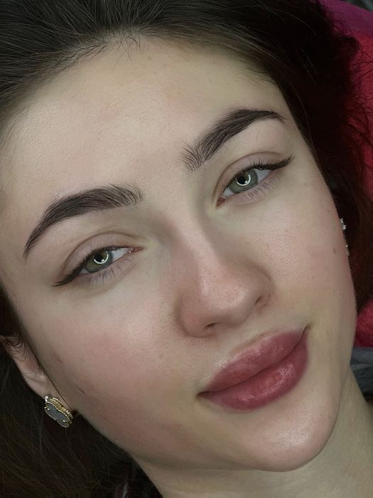 Наращивание ресниц по очень приятной цене