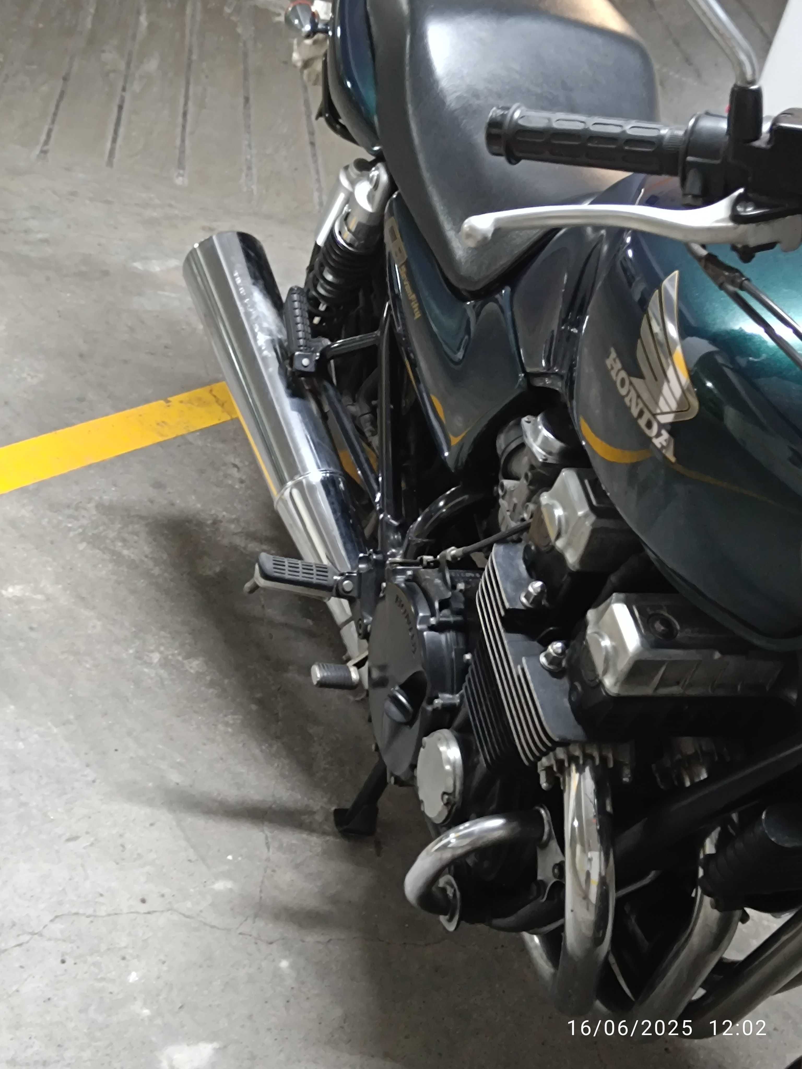 CB SEVEN FIFTY  750 - Coleção. Pré-Clássica