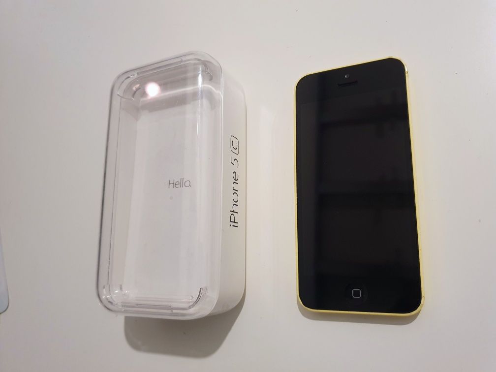 Żółty iPhone 5c 16 GB