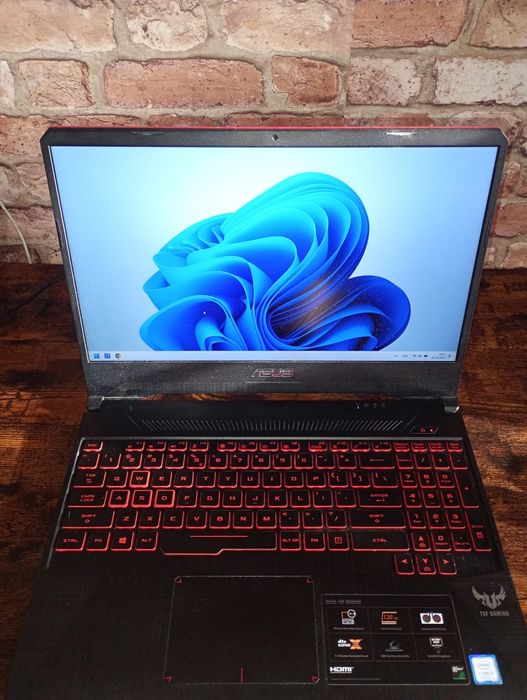 Asus TUF Gaming FX505GE i5 8300H GTX1050Ti