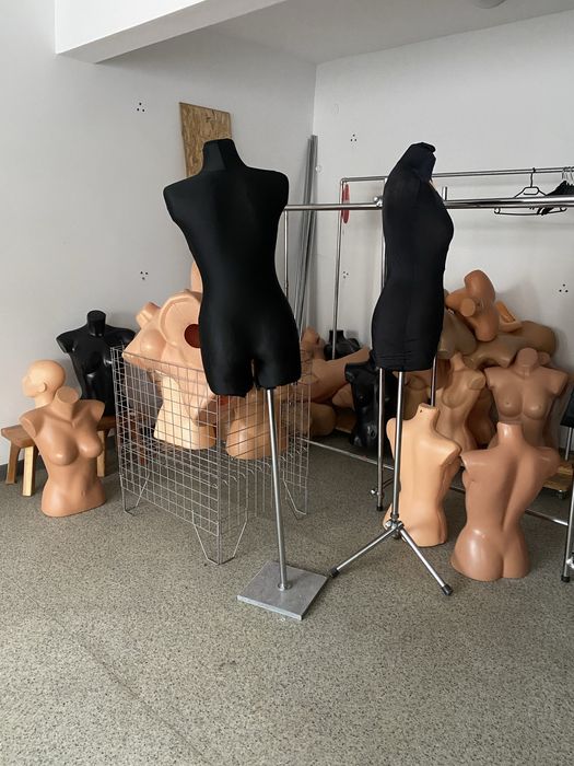 Tanio Sprzedam wyposażenie sklepu odzieżowego