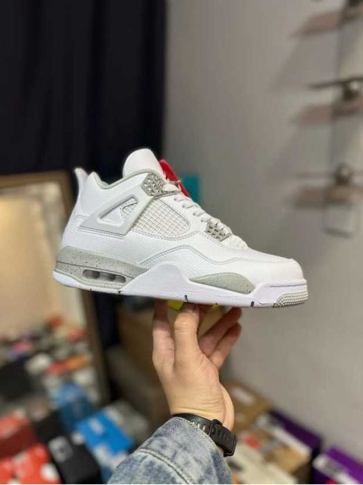 Buty sportowe Nike_Air_Jordan_4_Retro_tech_white_R.41