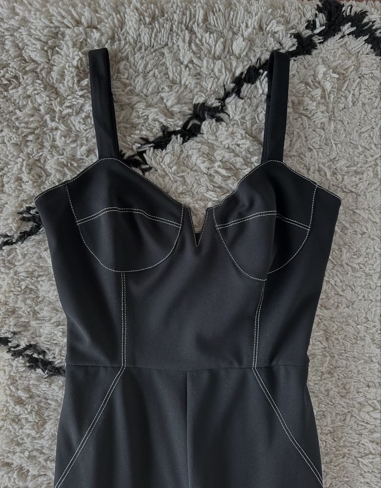 Macacão preto Bershka