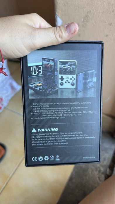 Consola Retrocase com + de 700 jogos