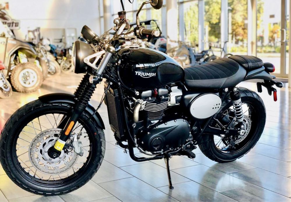 Triumph Street Scrambler 900 - 2022 - Мотосалон