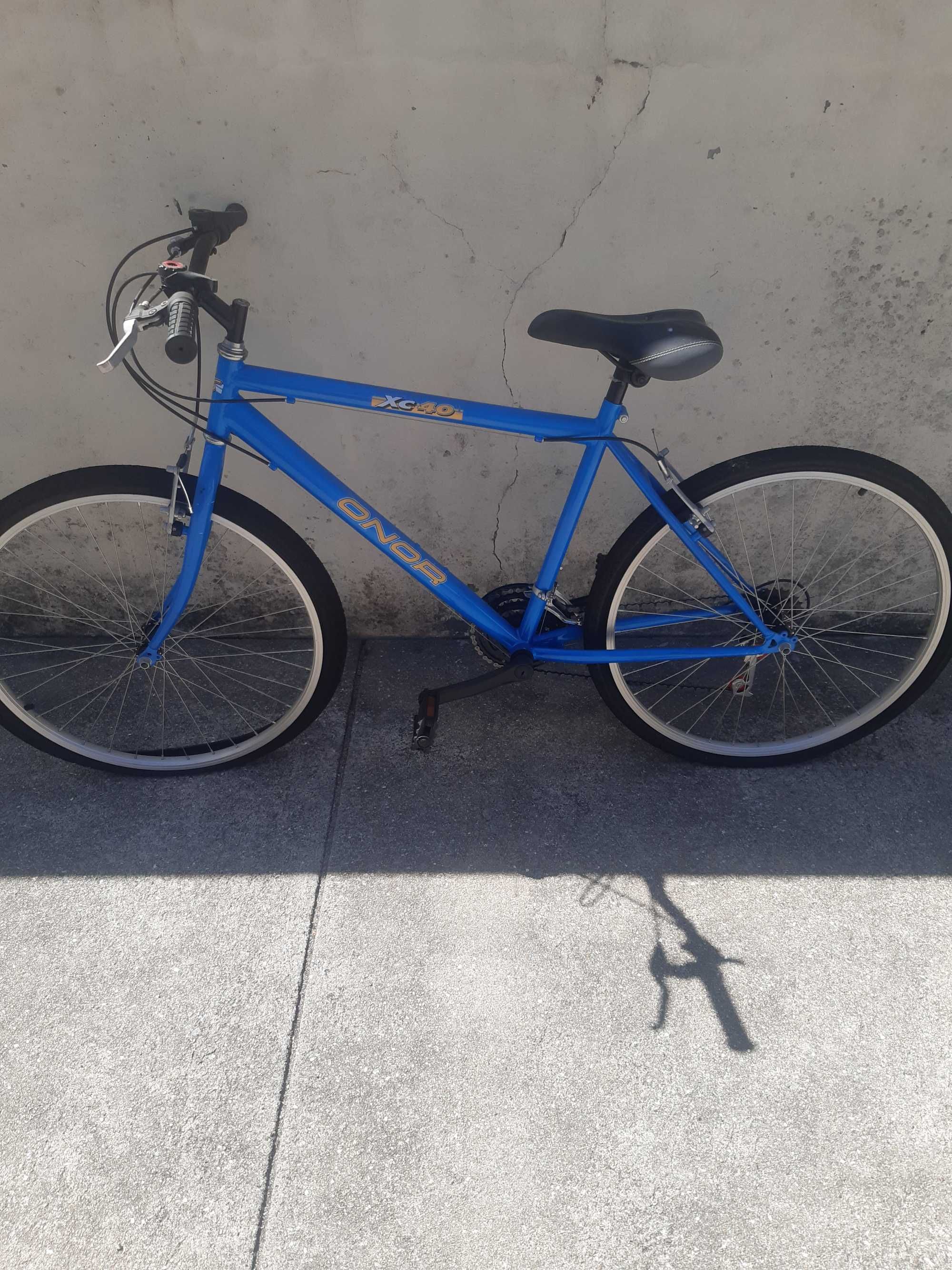 Vendo 2 bicicletas roda 26 usadas apenas uma vez