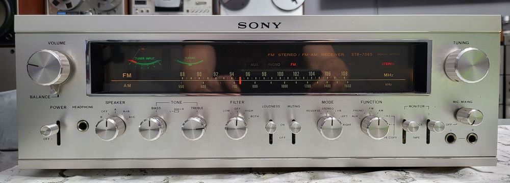 Amplituner Sony STR-7065 vintage