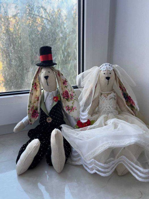 Весільна пара зайчики або котиків, 300 грнза пару