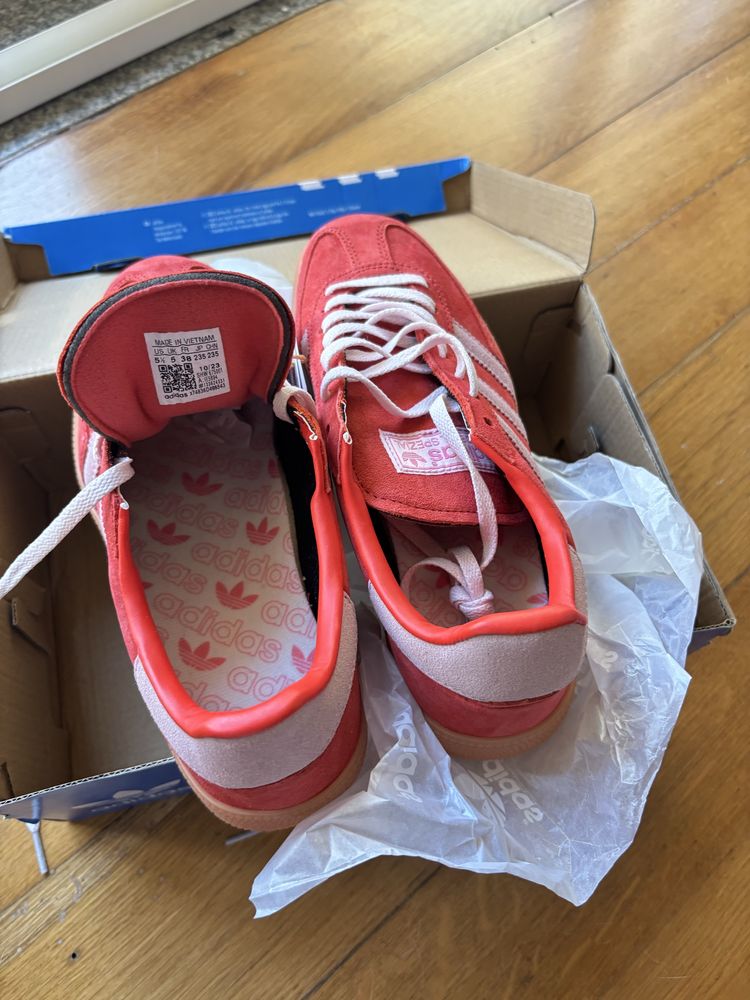 Sapatilhas Adidas Spezial  rosa/vermelho