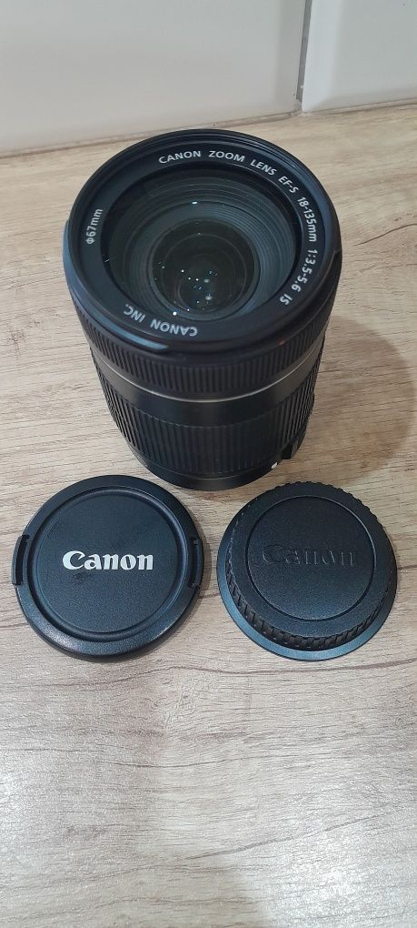 Canona EF-S 18-135mm mm f/3.5-5.6 IS