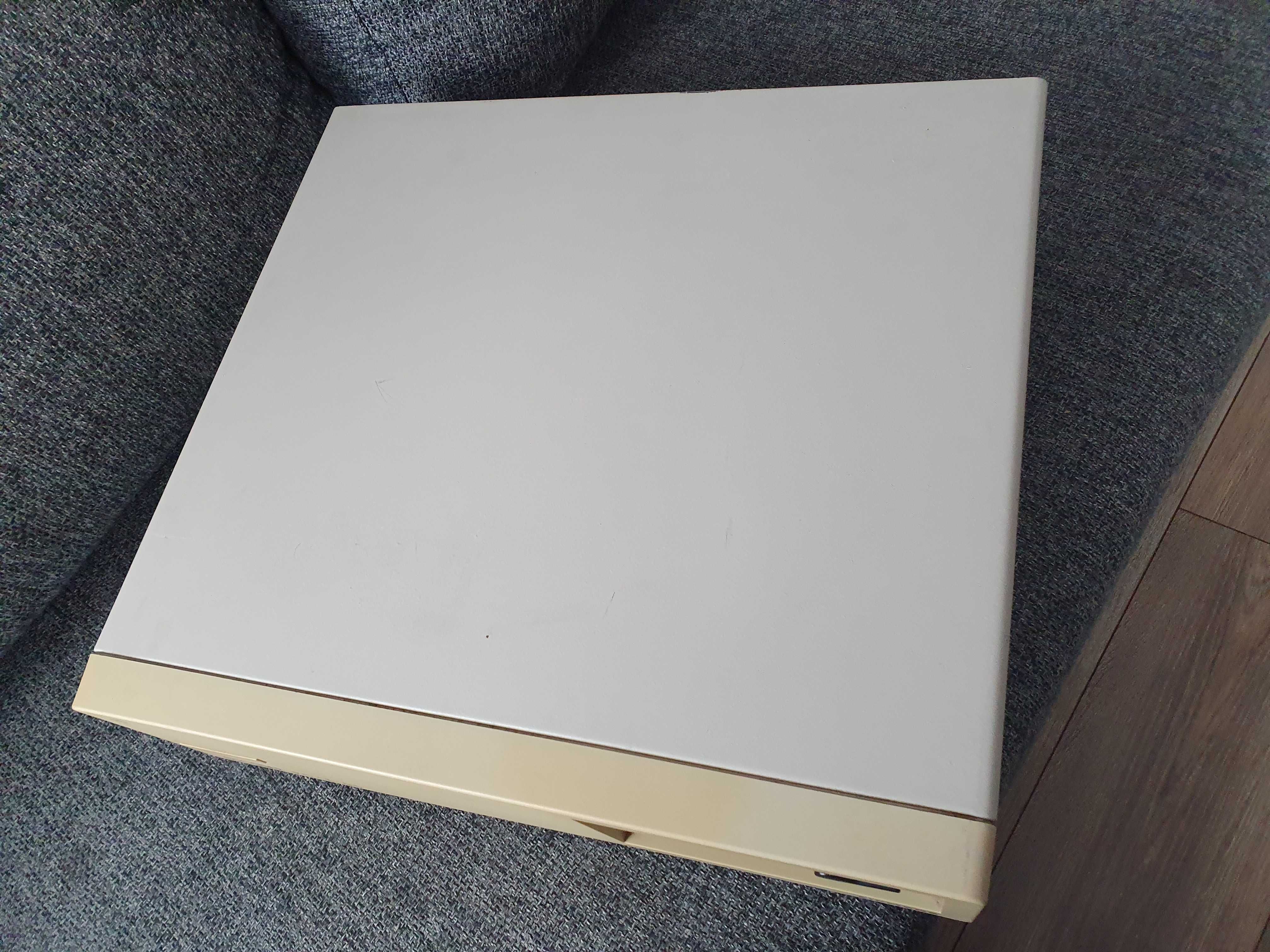 Stary zabytkowy komputer stacjonarny Siemens sicomp PC 16-05 retro