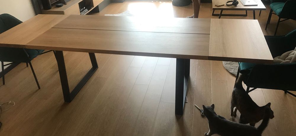 Stół dębowy PIEMONT 180×94 cm, rozkładany do 260 cm, stan bardzo dobry