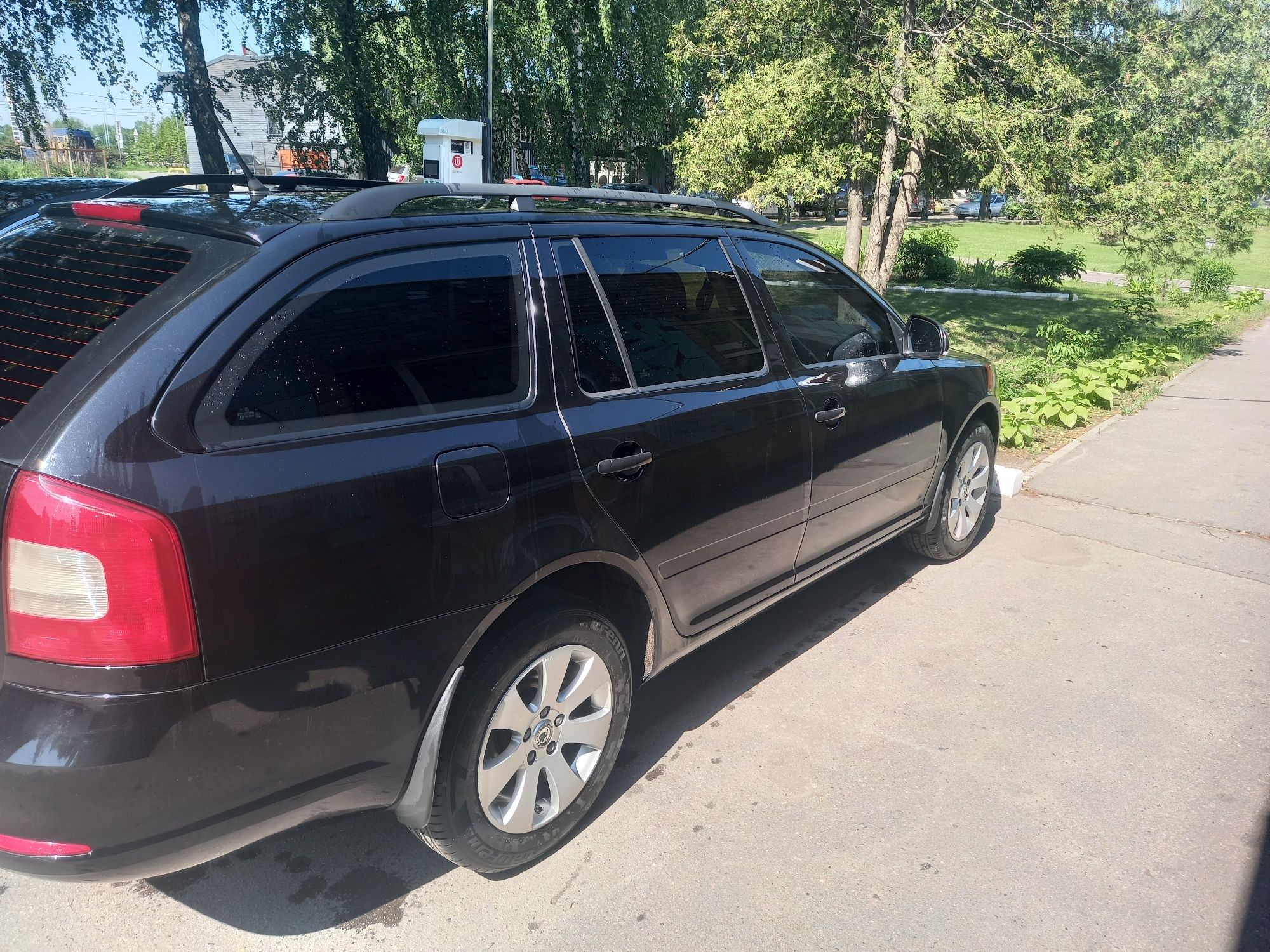 Продам Шкоду октавію 1.6 дизель