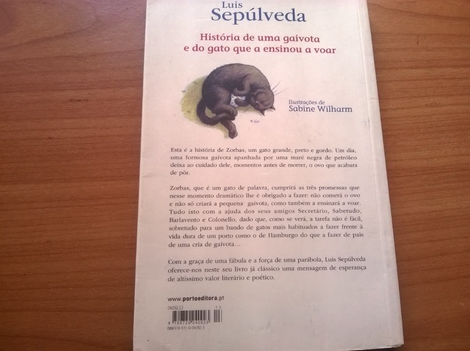 História de uma Gaivota e do Gato que a Ensinou a Voar - Luís Sepúlved