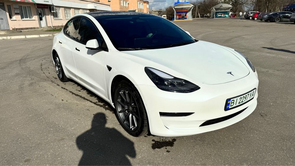 Tesla model 3 2022