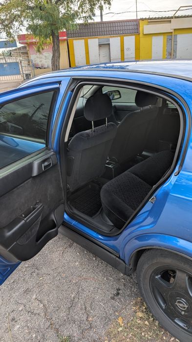 Opel astra G avromat 1.6