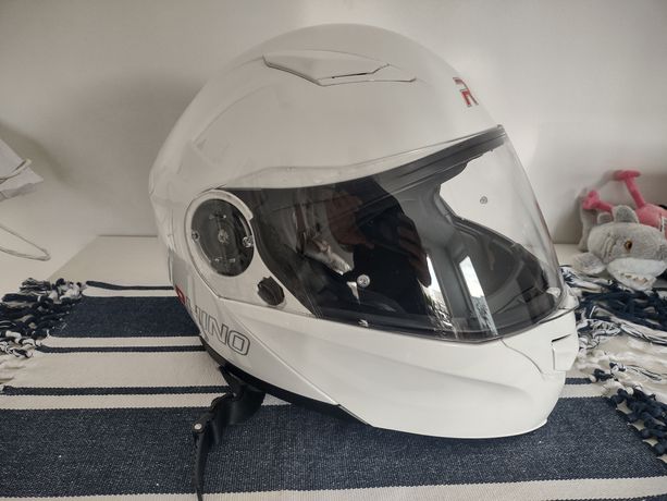 Sprzedam kask motocyklowy RHINO, rozm. XL z zestawem głośnomówiącym