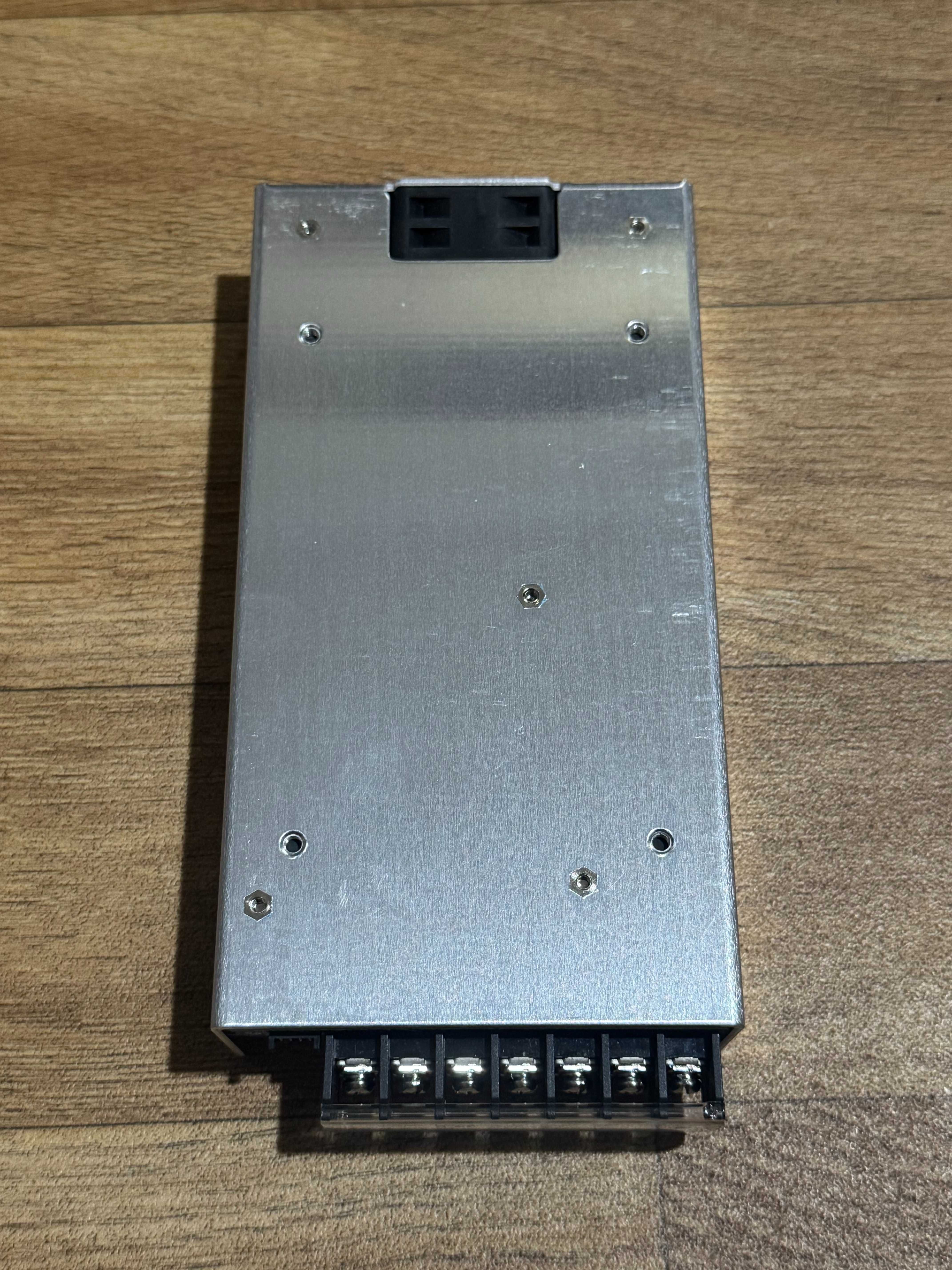 Блок живлення Mean Well HRPG 300-15