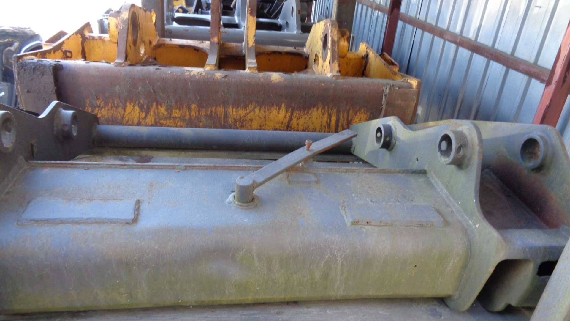 Case 695 New Holland 115 Fiat Hitachi fb200 Szybko złącze