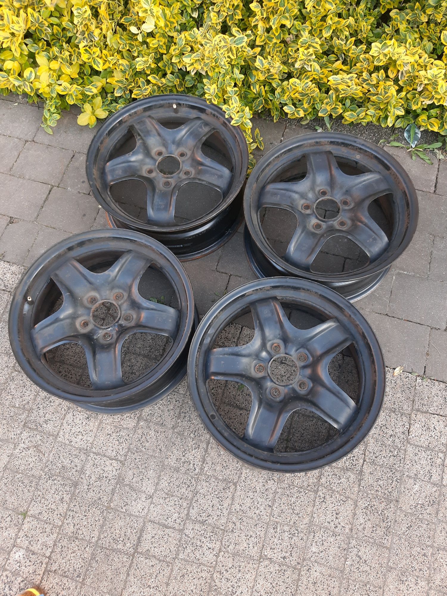 Felga 16 Ford 5x108 6,5J et47,5 strukturalna