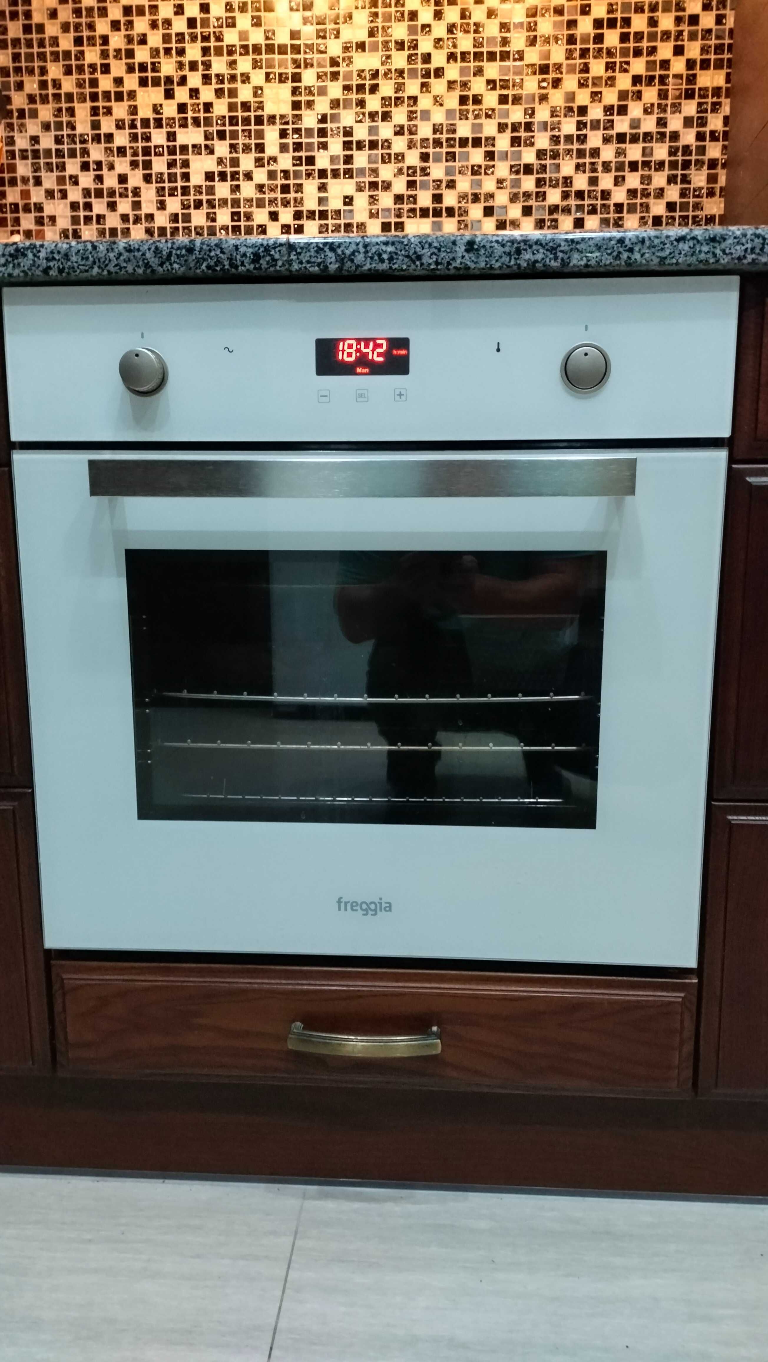 Комплект встроенной техники для кухни Freggia