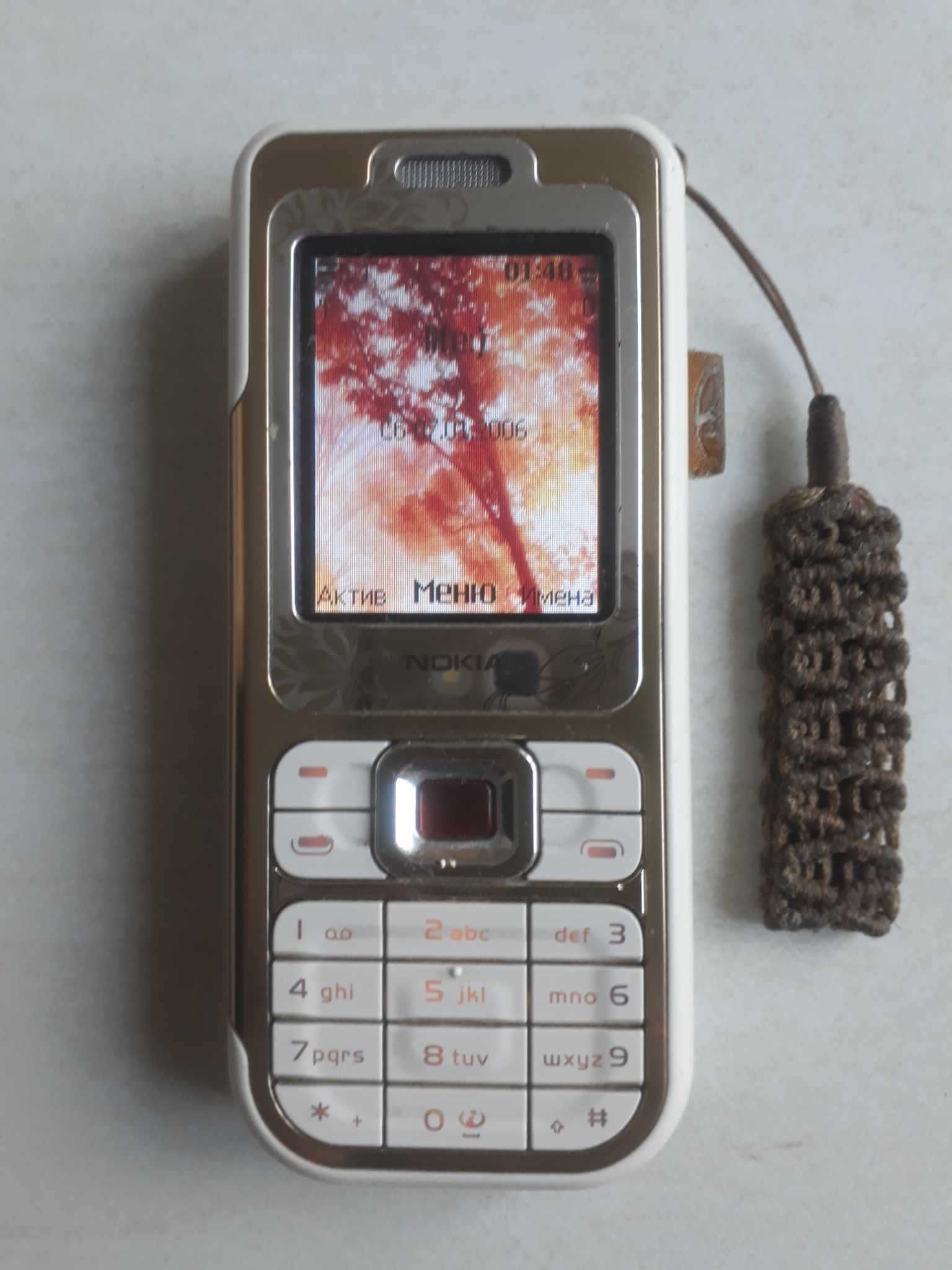 Мобильный телефон Nokia 7360 оригинал, красивая редкая модель