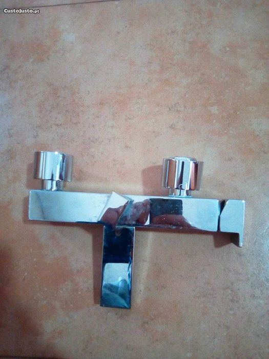 Misturadora para banheira,suporte para chuveiro, cor cromada como nova