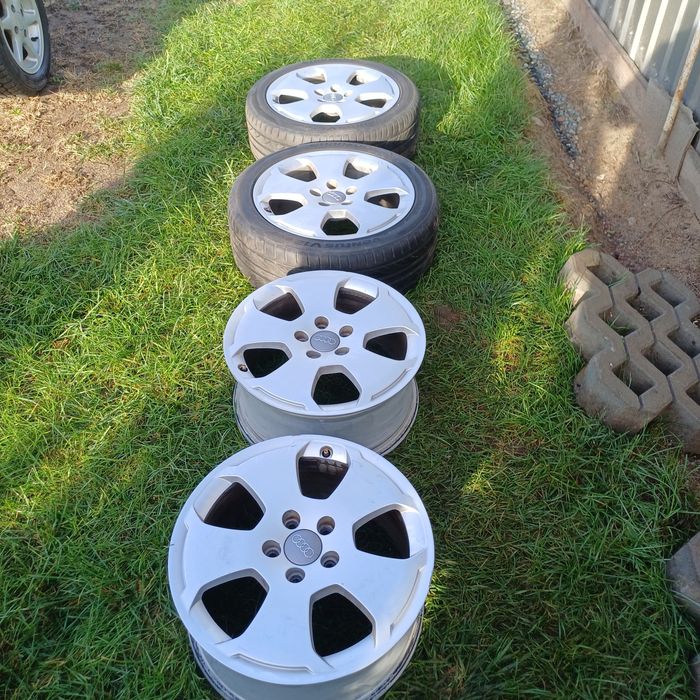 Felgi 17" Audi a3 8p kola audi  et56
