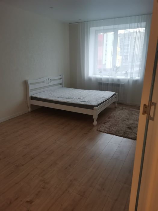 Оренда 1кімнатної квартири Академічний новобудова