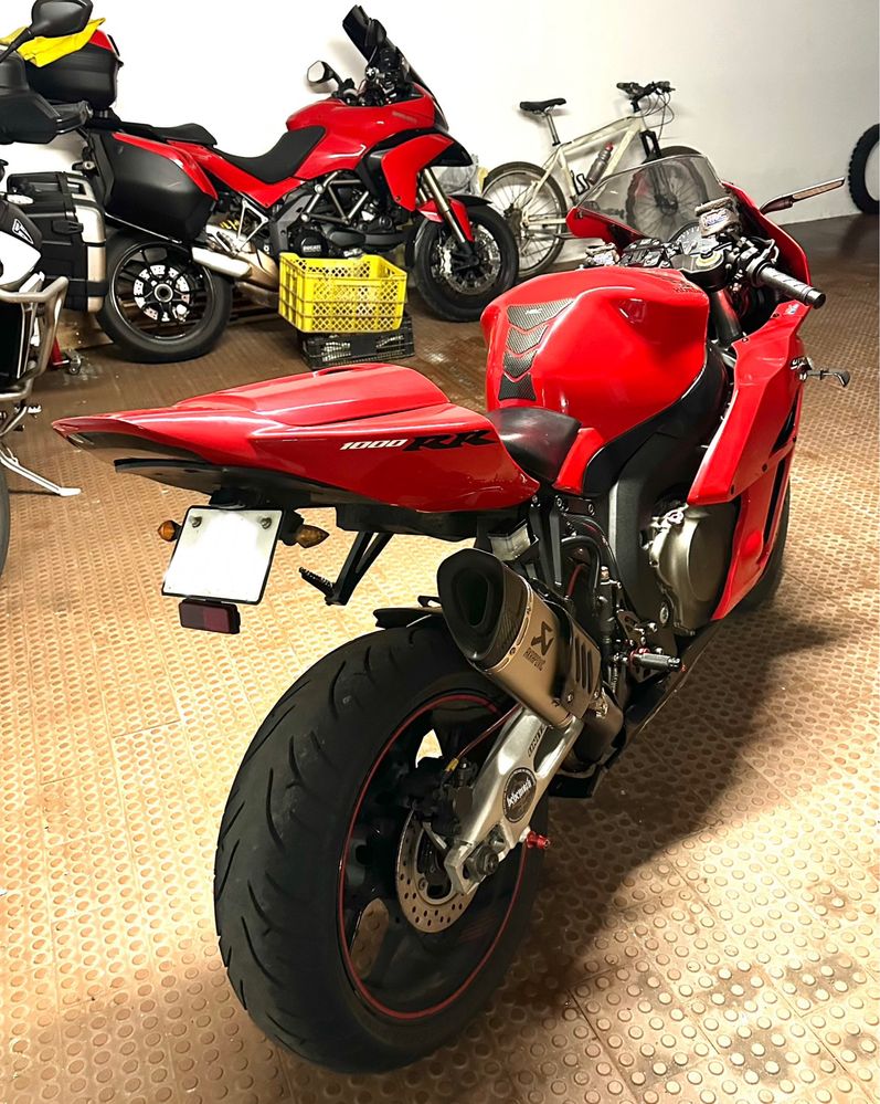 Honda CBR1000RR Fireblade (SC57)