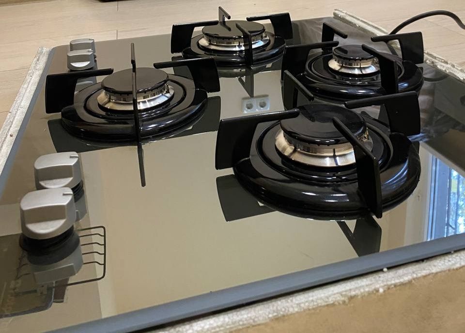 Варочная поверхность газовая Hotpoint ARISTON CISTO 640 S IX /HA