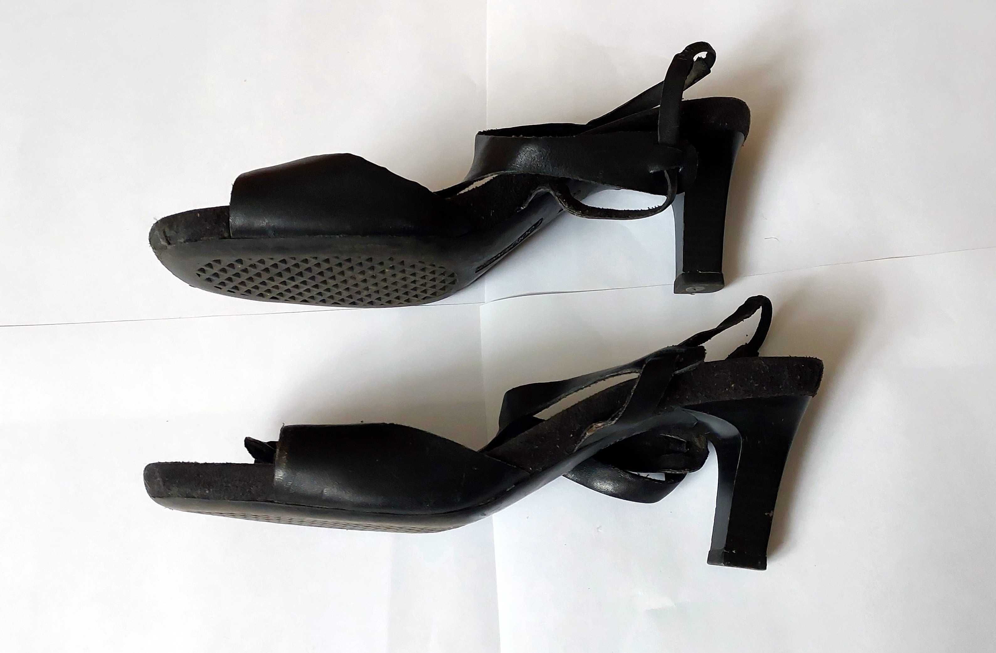 Босоножки женские, кожа, босоніжки жіночі Marks and Spencer footglove