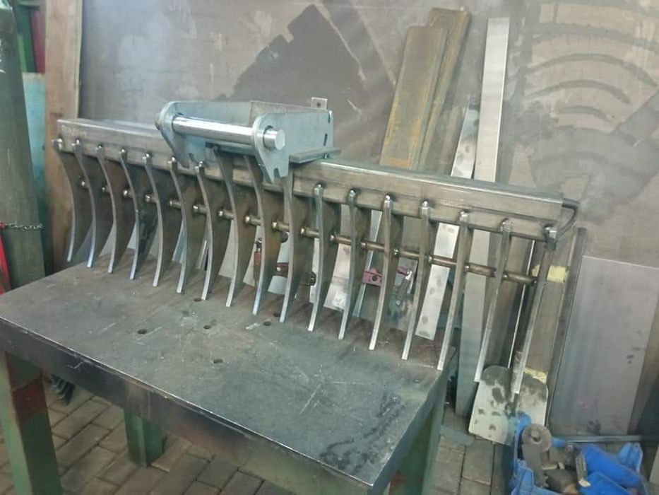 Łyżka grabiąca grabie minikoparka koparka