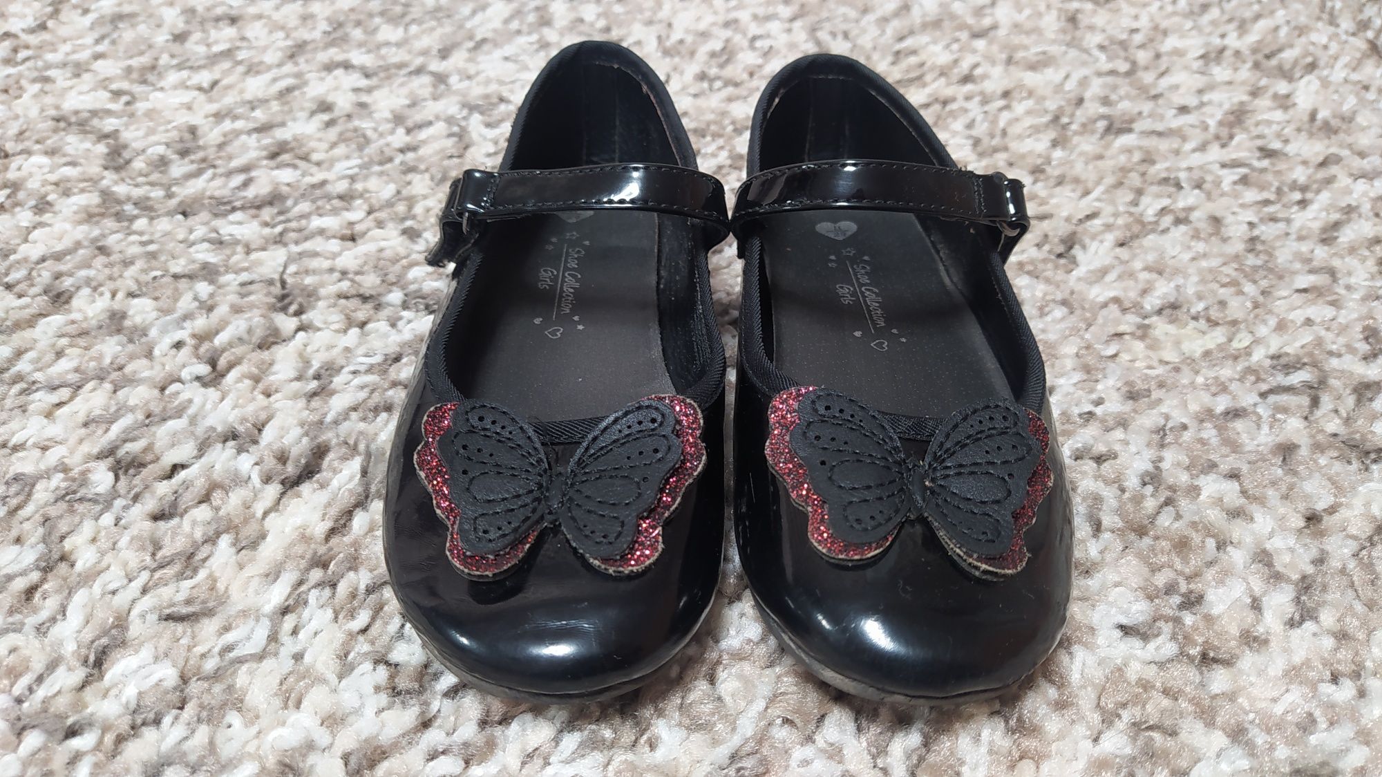 Лаковые туфли для девочки размер 11 UK 29EUR