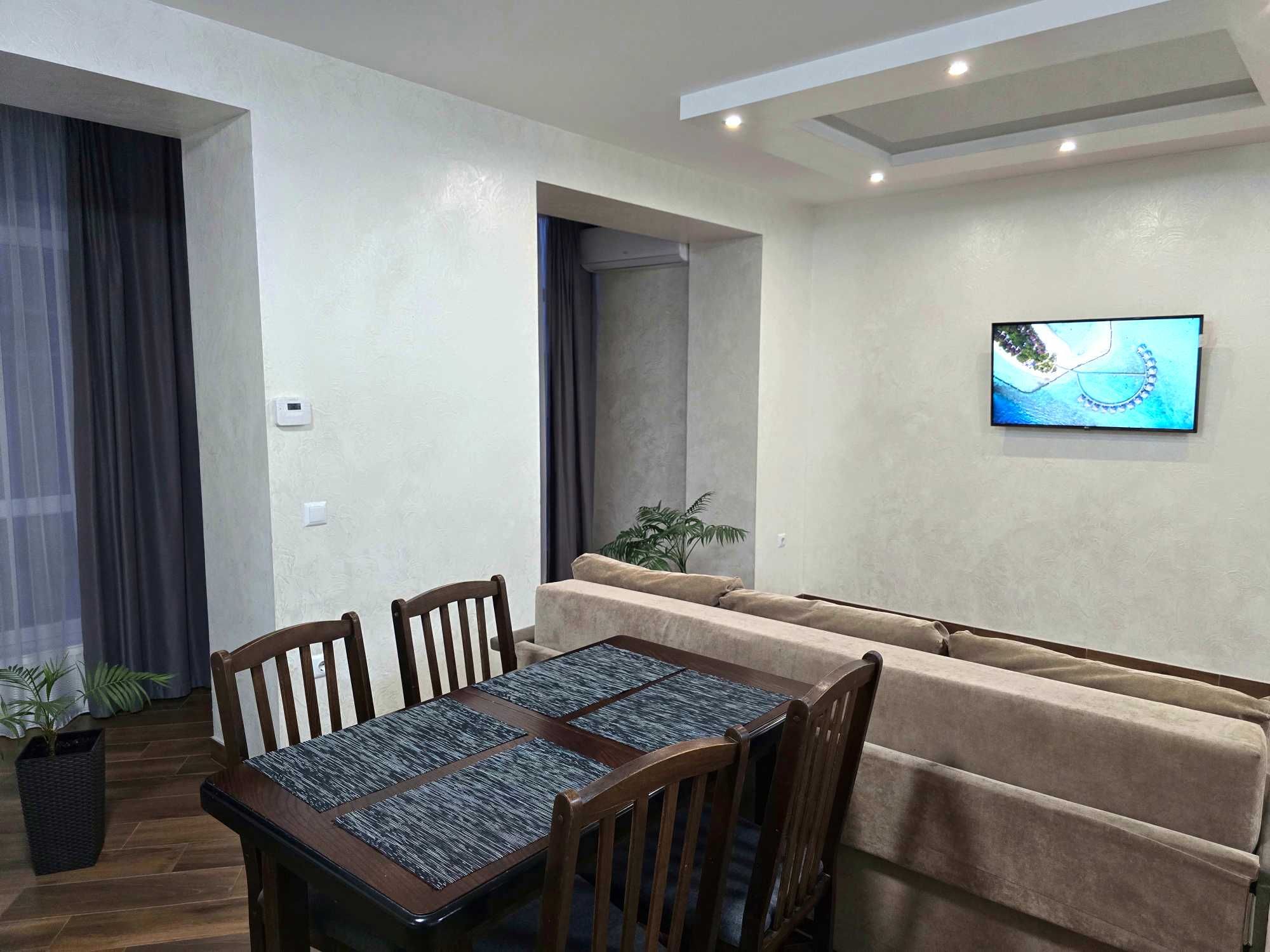 Modern apartment, центр міста, вул. Бельведерська 35