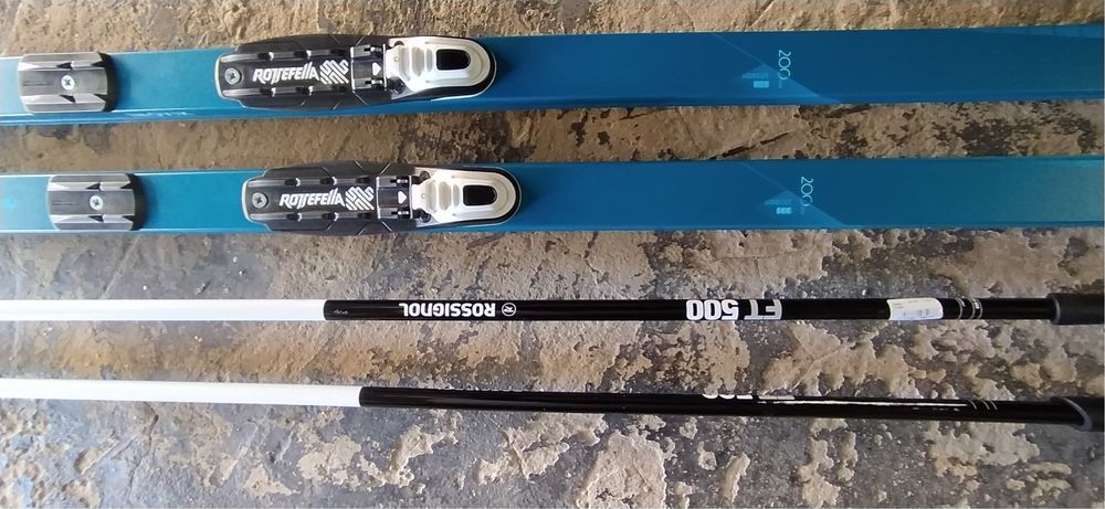 Zestaw narty biegowe męskie biegówki kijki buty Rossignol Inowik