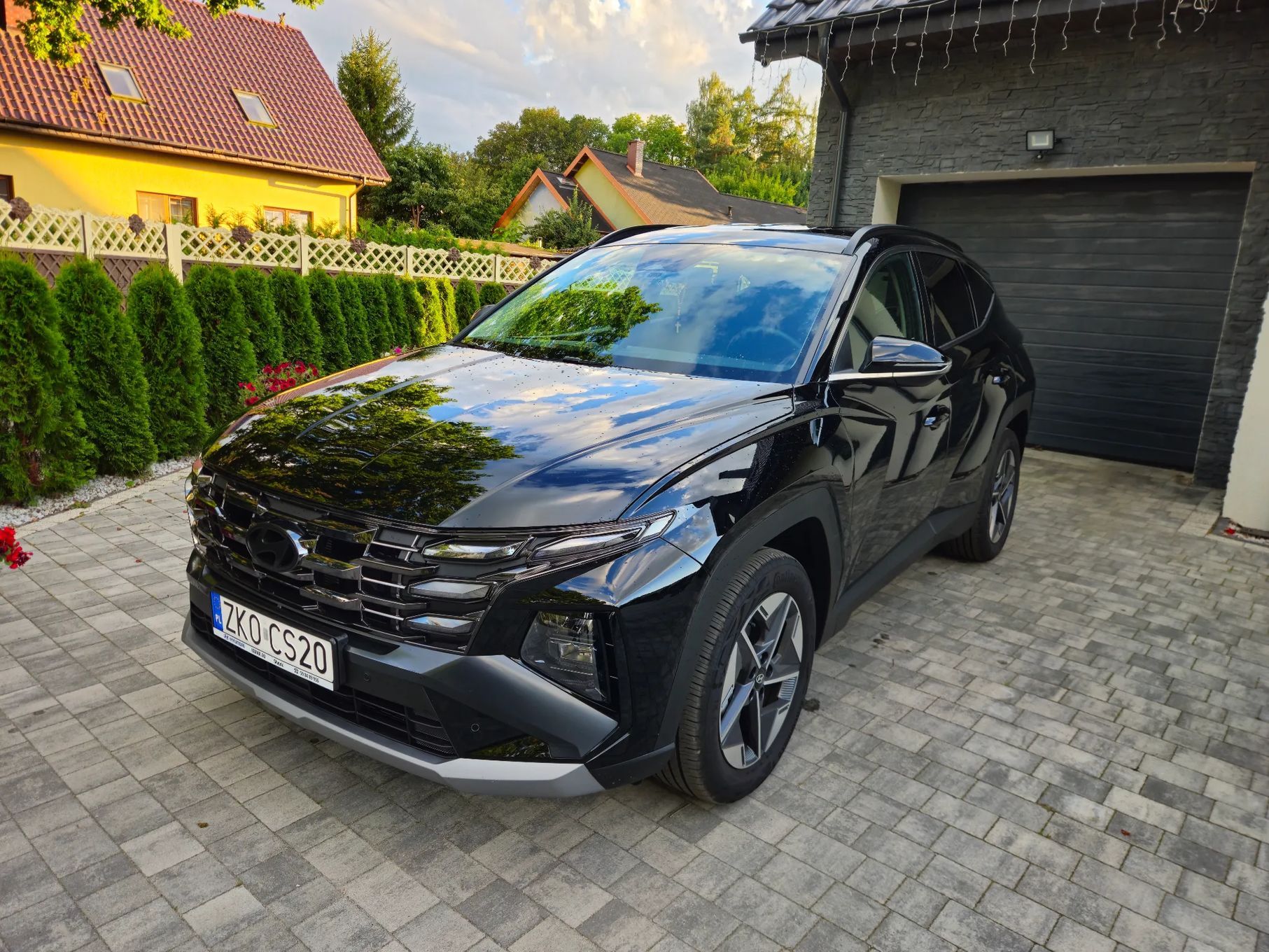 Hyundai Tucson Hyundai Tucson 1.6 hev hybryda 215 koni wersja smart + pakiet led