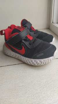 Кроссовки nike revolution 5,14 см