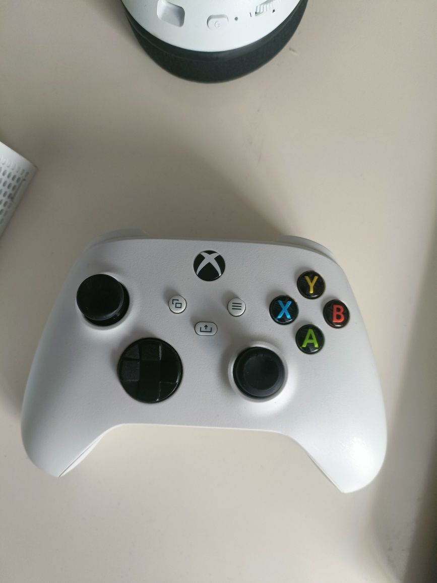 Xbox Series S + Comando Original + Razer Kaira Wireless EXCLUSIVO XBOX