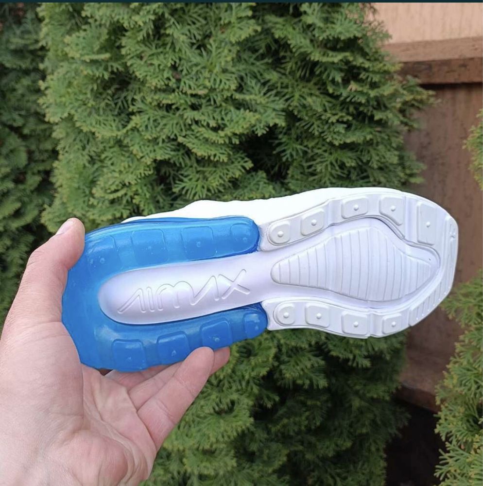 Кроссовки мужские Nike Air Max 270