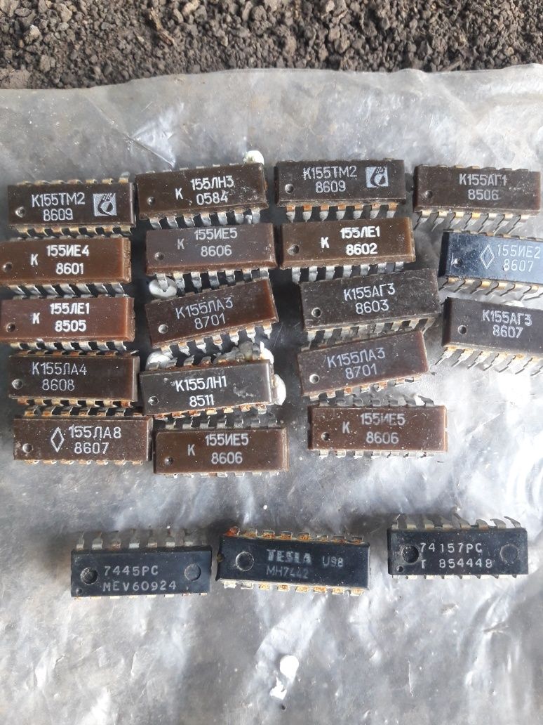 Продам мікросхеми К155ЛА4