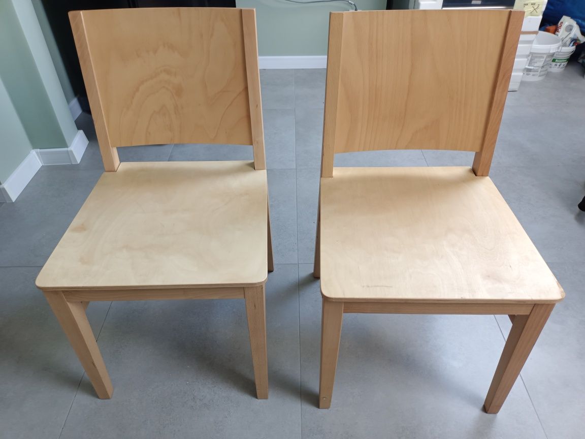 Krzesło drewniane dwie sztuki zapraszam