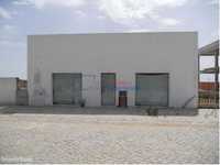 Espaço comercial em construção com 670m2 no Centro de Alvito, Beja